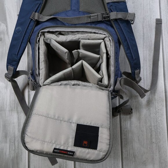 Lowepro Photo Hatchback 16L AW Backpack - Blue - Picture 5 of 5